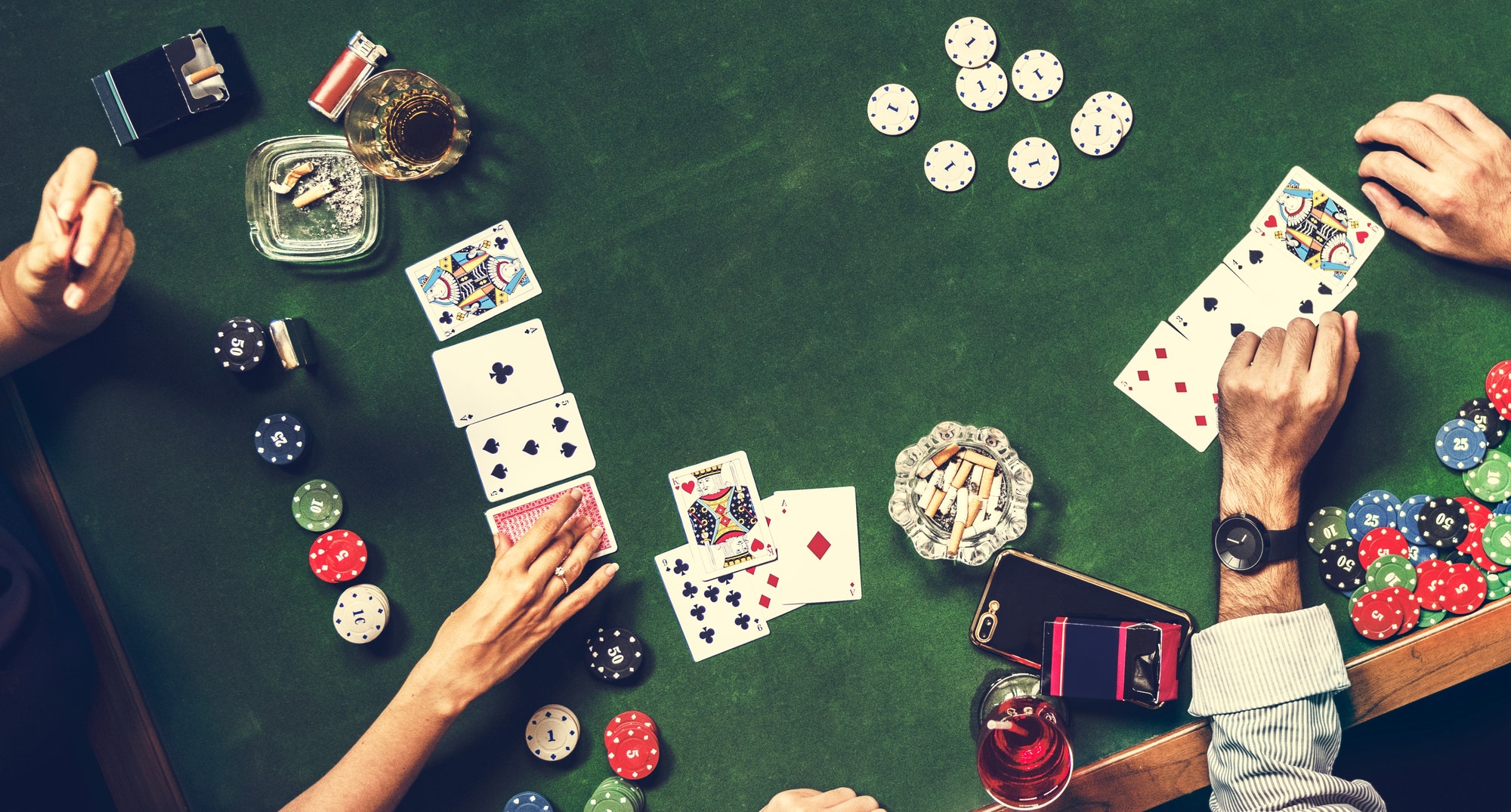 DivereAdults gambling shoot