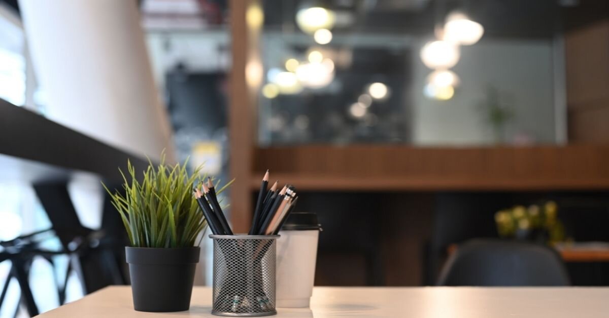 Pen-Holder-Thefabweb.com